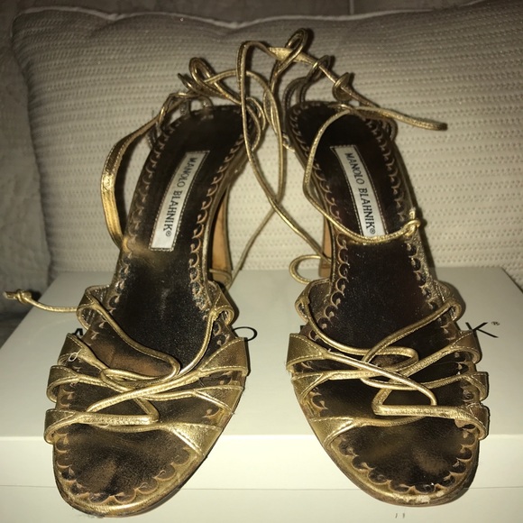 Manolo Blahnik Shoes - 🚨SALE!  Manolo Blahnik Sandals